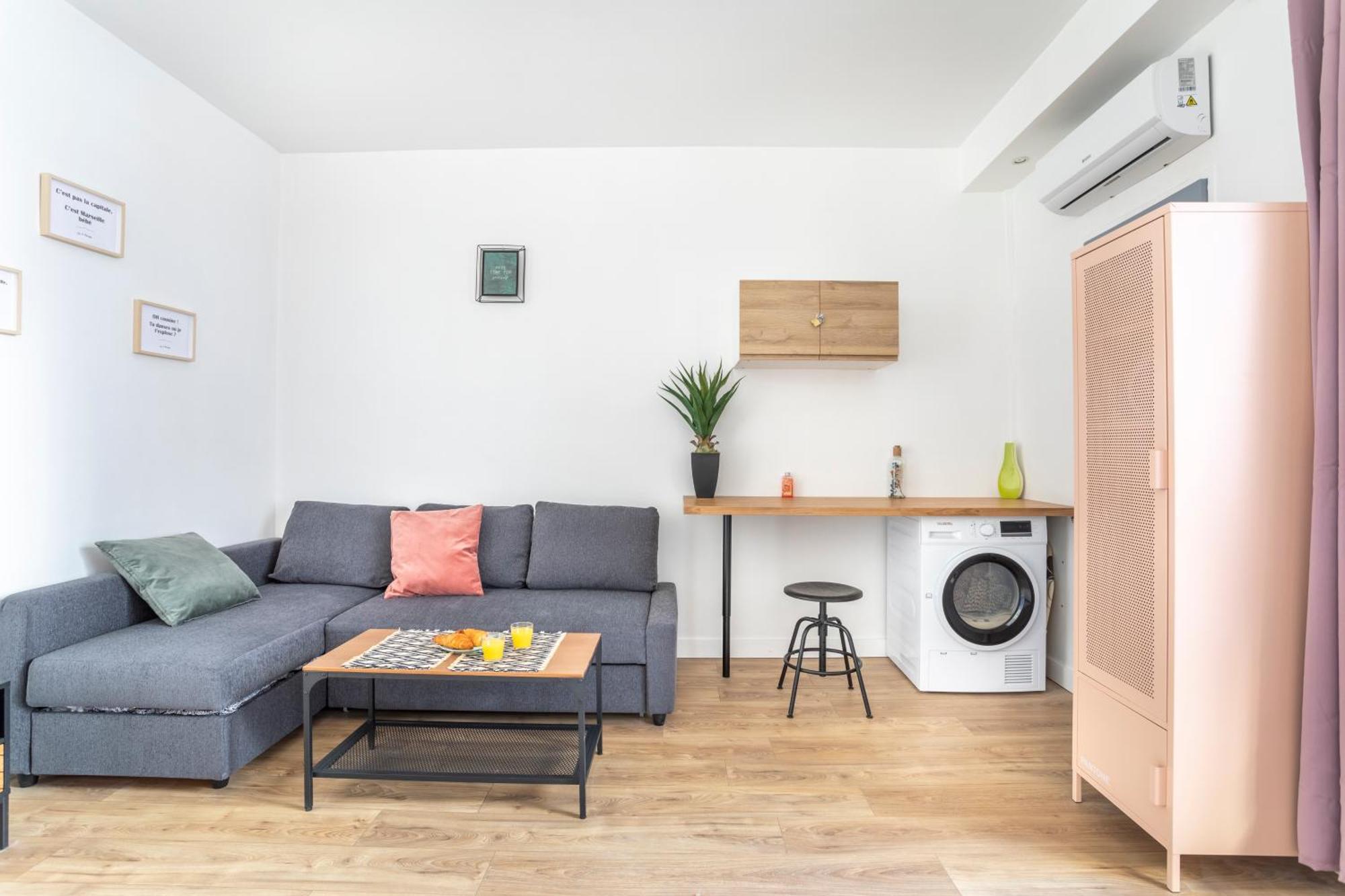 Apartment Chez Delphine - Confort Avec Terasse Sur Le Vieux Port Centre - Proche Du Panier