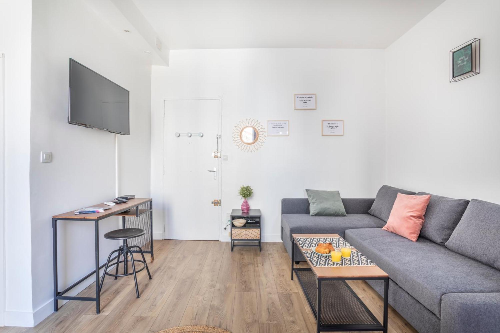 Chez Delphine - Confort Avec Terasse Sur Le Vieux Port Centre - Proche Du Panier Apartamento *